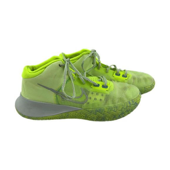 Nike Green and White Kyrie Volt Basketball Shoes | Men\'s Size 8